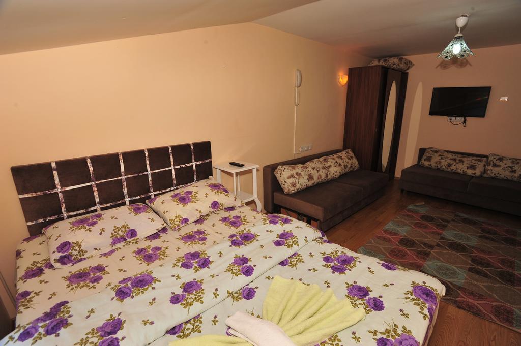 Cam Hotel & Restaurant 2 Uzungol Room photo